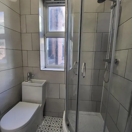 Digbeth Centre Sleeps 12 Opposite Coach Station Appartement